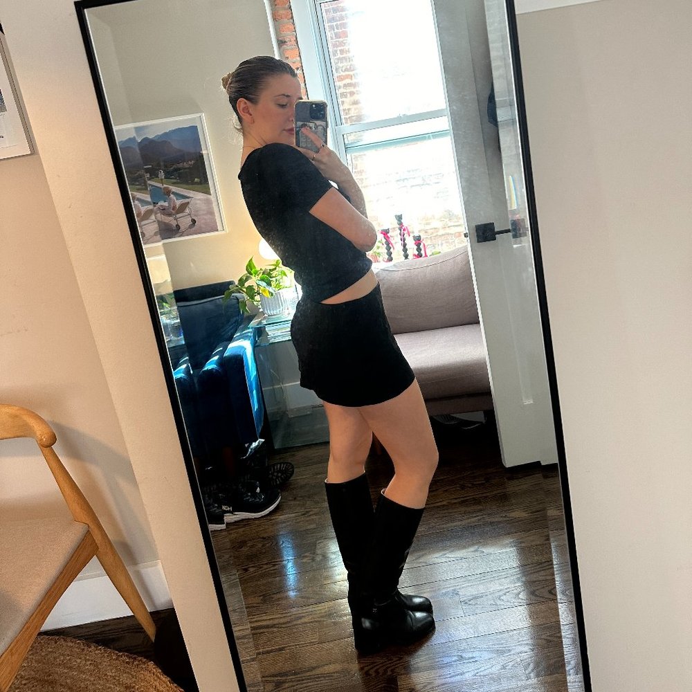 2021 Chanel Boots - Picture 4 of 7